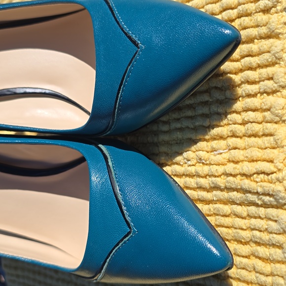 Nine West Turquiose Heels - Picture 7 of 11